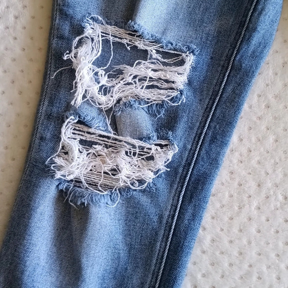 Vervet flying monkey high rise mom Jeans Distressed Denim size 28 - Picture 4 of 12